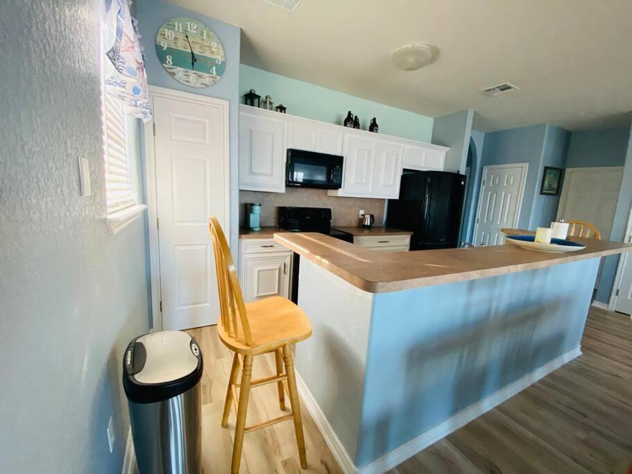 Beach House With Ocean View Surfside Beach Exterior foto