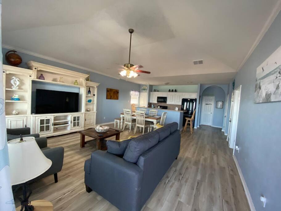 Beach House With Ocean View Surfside Beach Exterior foto